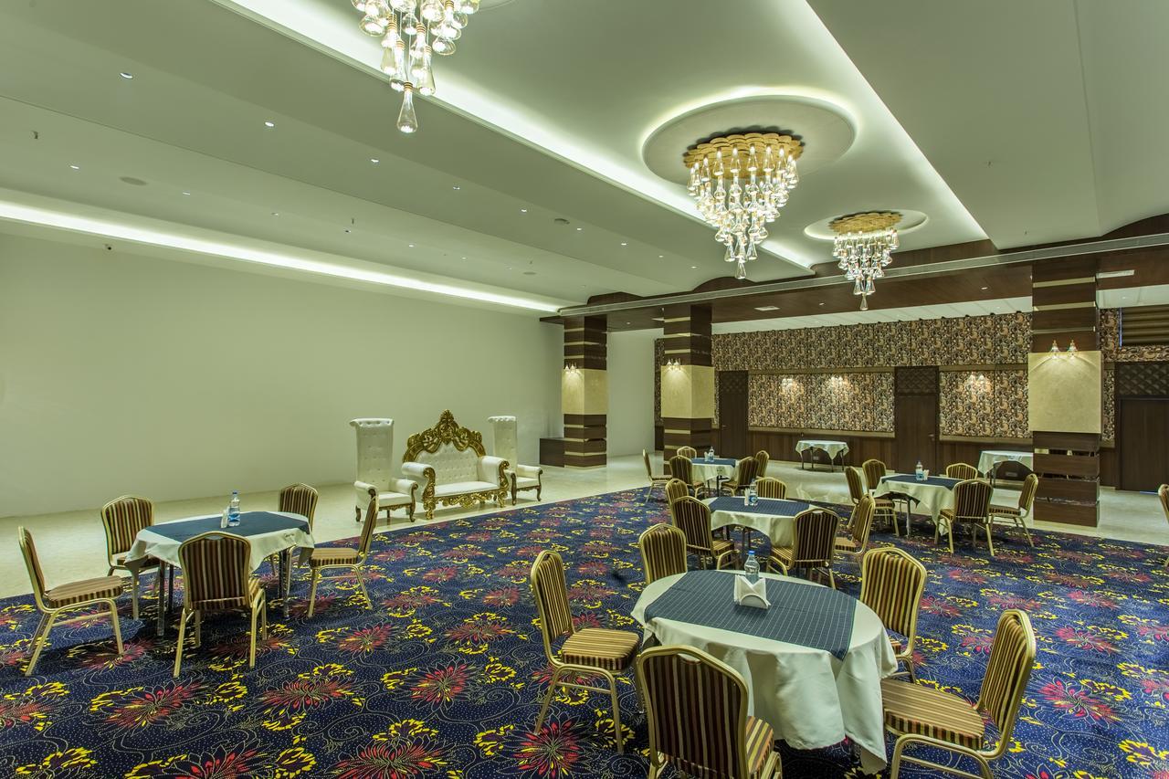 Hotel Abika Elite Ujjain Exterior photo